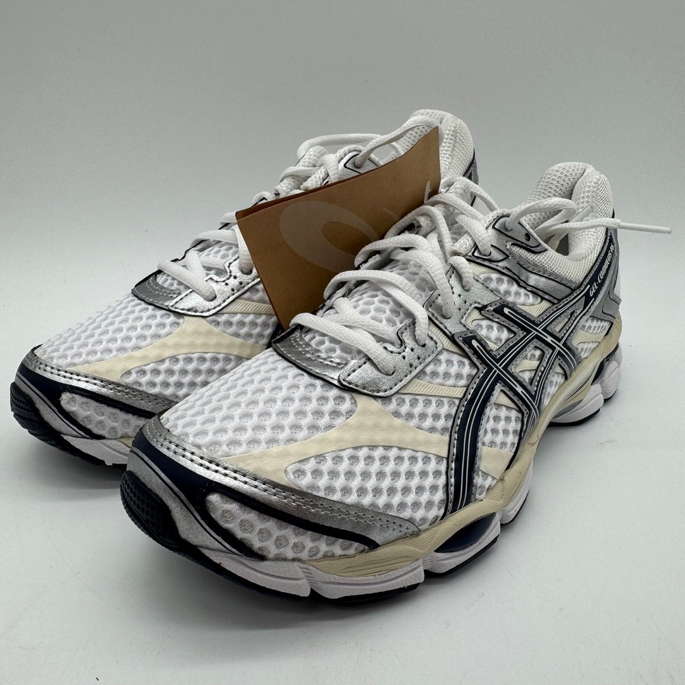 ASICS Gel Cumulus 16 Women's Size 8 White Silver Navy Running Shoes NWT